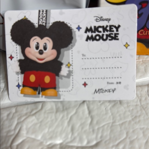 Confirmed Mickey Disney Mickey Mouse Collectible Keychain - Black and Red - Picture 2 of 5